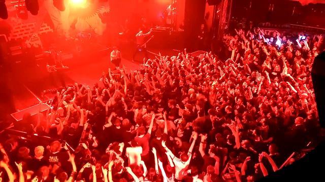 Billy Talent - Fallen Leaves & Red Flag - live, Madrid 2016