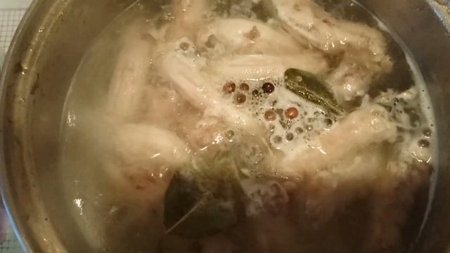 Как отварить Куриные шеи для еды! Сколько минут надо варить. Варим Куриные Шеи.