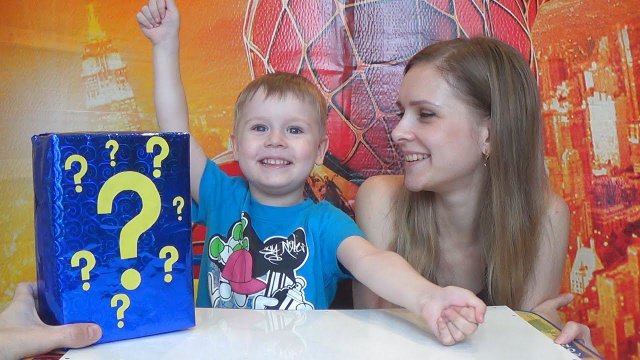 Отгадаешь что за игрушка в коробке?