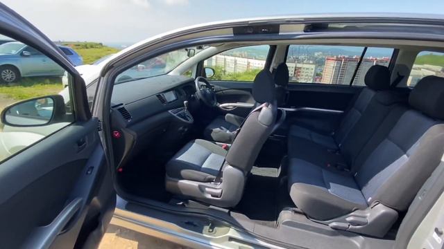 Обзор Toyota Isis 2016 год, 1.8 л. передний привод ☑️без пробега по России с аукциона Японии.