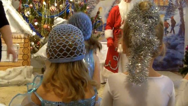 Новогодний утренник в группе "Капитошка". 23.12.2014 часть 2