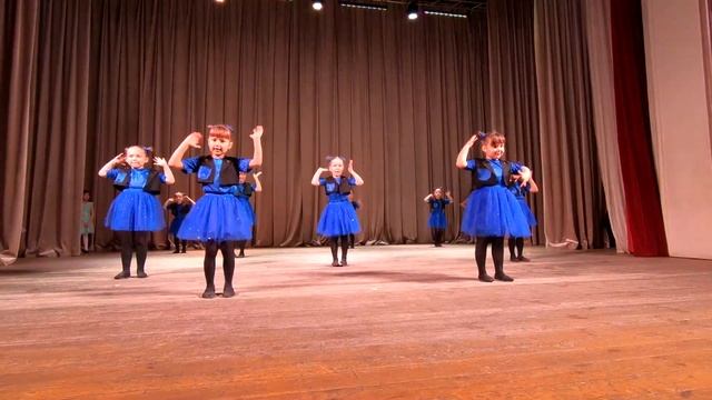 "Эй малявка" танец.