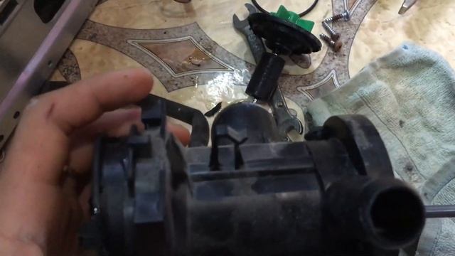 Стиральная машина начала издавать странные звуки при сливе воды