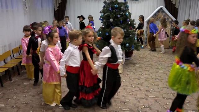 Танец Белый белый снег HD.mp4