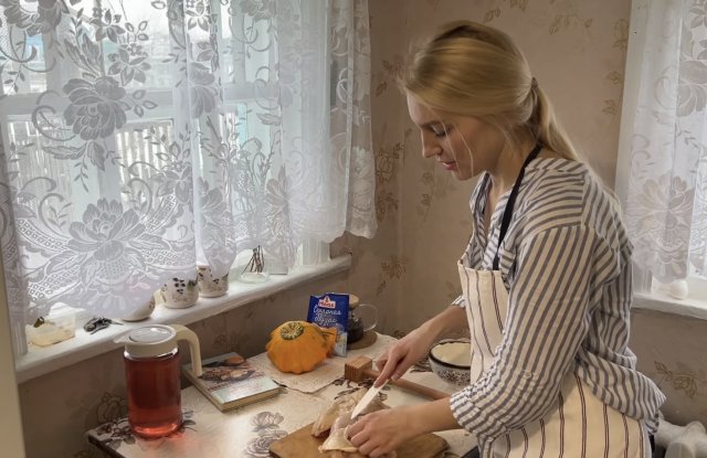 В ДЕРЕВНЮ ПРИШЛА ЗИМА/НАХОДКА В СТАРОМ ДИВАНЕ/ ШОКОЛАДНЫЕ ПЕЧЕНЬЯ