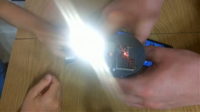 портативное зарядное устройство