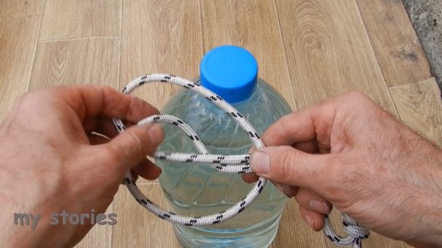 Как завязать бутылочный узел. Узел для переноса бутылки. Амфорный узел. Bottle knot