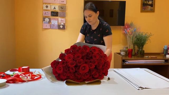 Как собрать букет из роз. How to make and wrap roses bouquet