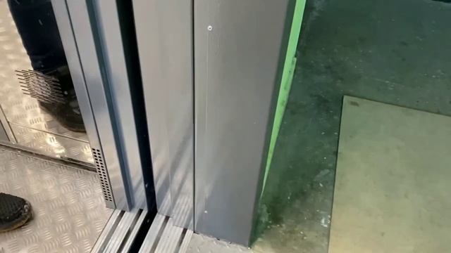 Лифт сломался во время съемки! Музыкальный лифт ЩЛЗ 630кг - V=1m/s и лифт КМЗ 1995 400кг - V=1m/s