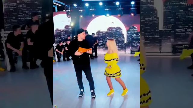 🔴 Ludmila Balan & Cezarmonic - UNDEVA