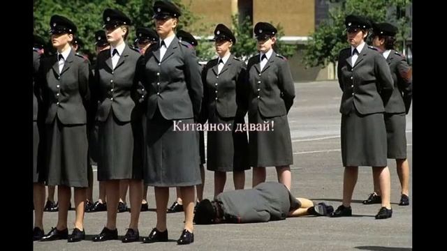 Убийственная красота Китайских военных девушек . Парад и подготовка к параду