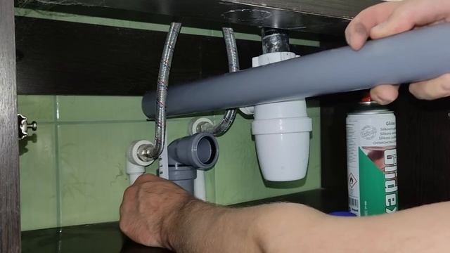 Как заменить гофру у сливного сифона на трубу 40 мм.