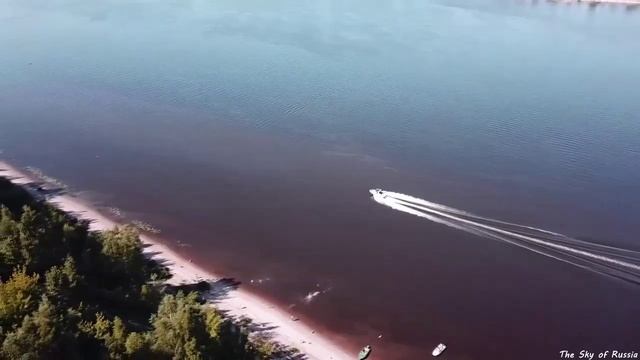 Не глядите что я не красавица.