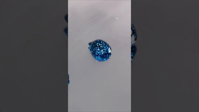 Светоотражающие гель-лаки от Mystique (Мистик)