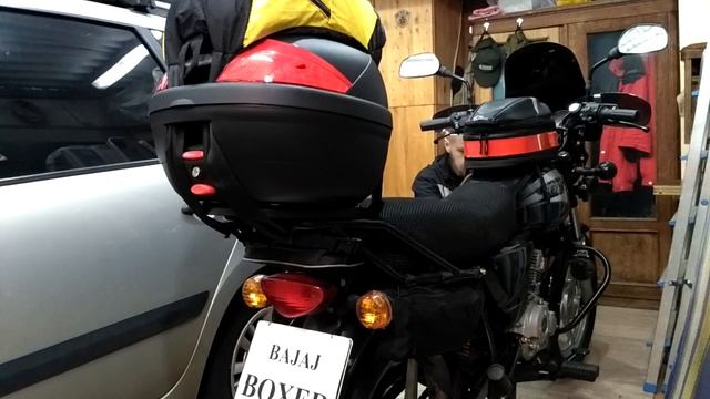 Баджадж Боксер 150 (Bajaj Boxer BM 150). Багажная система