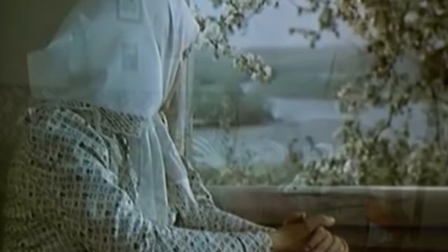 Белым снегом-Три дня и три ночи слушала эту песню...