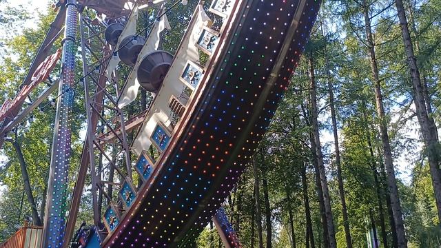 Парк Горького Пермь Аттракцион Пиратский Корабль