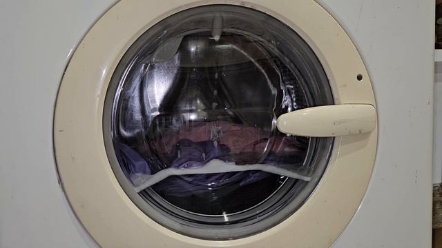 Washing thin shirts in a secret mode on an Electrolux washing machine
