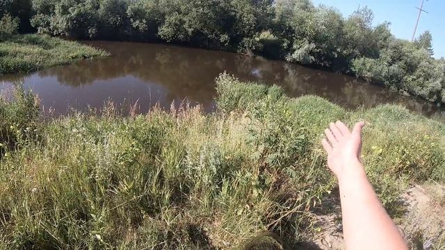 Откуда в этой маленькой речушке такие кабаны??? Я ОФИГЕЛ Рыбалка кастинговой сетью 6м на малой реке