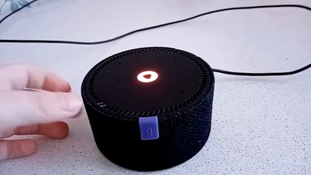 Обзор на умную колонку Алиса