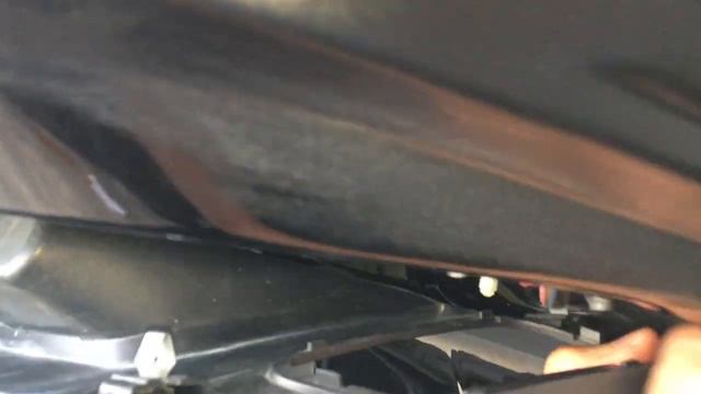 Как снять накладку крышки багажника Passat NMS.mp4