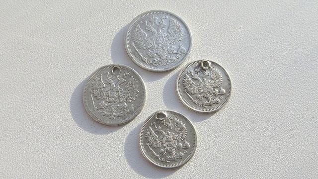 Как почистить серебряные монеты в домашних условиях?