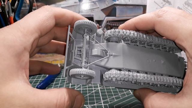 Сборка модели - Sd.Kfz. 251/1 ausf.B Hanomag 1/35 (ZVEZDA)