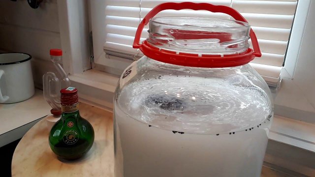 Очистка самогона углем, углевание.