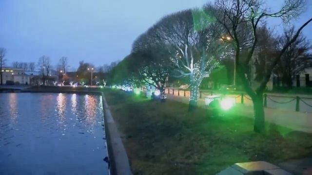Ты оглянись а вдруг он