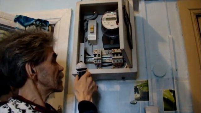 Как проверить заземление в щитке