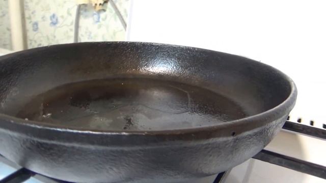 ?ОЛАДУШКИ на КЕФИРЕ и СМЕТАНЕ с ВИШНЕВЫМ ВАРЕНЬЕМ?