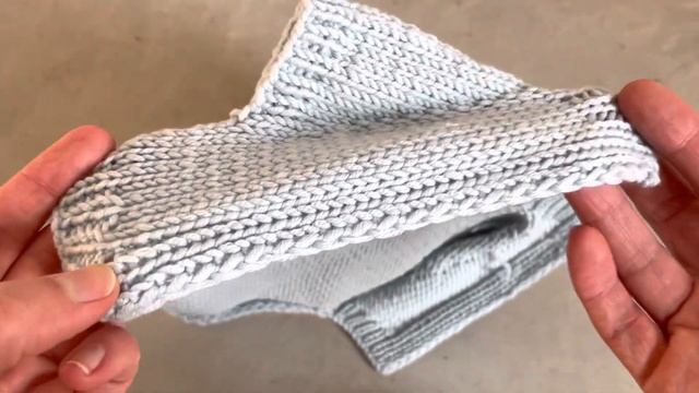 Свитер на застежке для собак - как связать