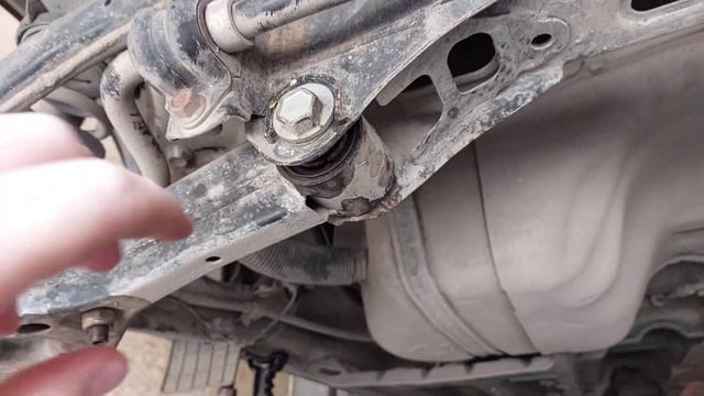 Ремонт задней подвески хендай ix 35 замена сайлентблоков.