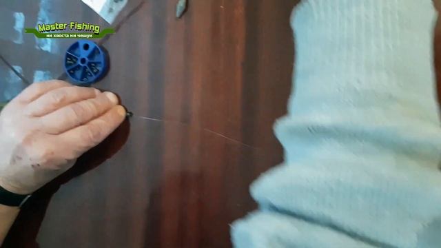 Оснастка зимней удочки для ловли плотвы