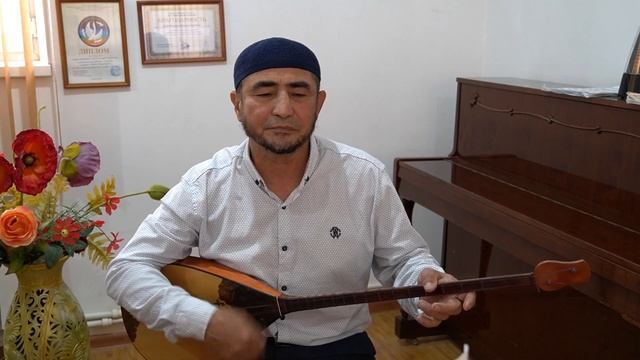 Ногай апенди Байшырак «Назымы»1922 йыл. исполняет артист оркестра Рахмет Толубаев..mp4