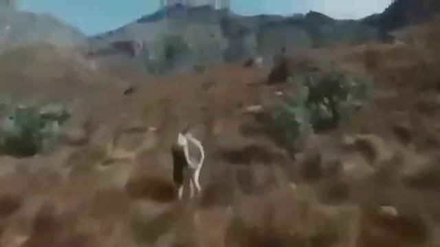 Есть люди как люди.