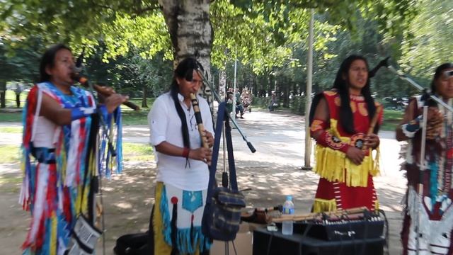 Москва. Уличные выступления