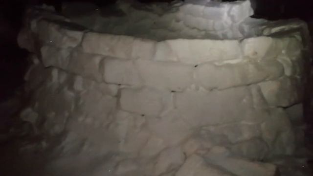 Постройка иглу / Встреча Рождества в иглу