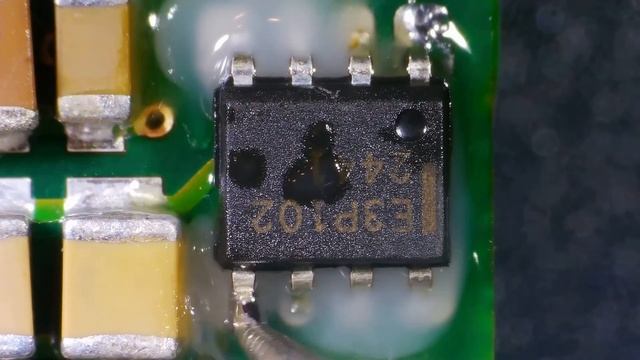 Способы монтажа и демонтажа SMD компонентов с помощью паяльника или фена.