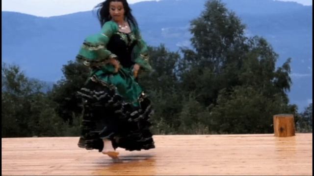 Сарэ патря. Цыганская народная песня.