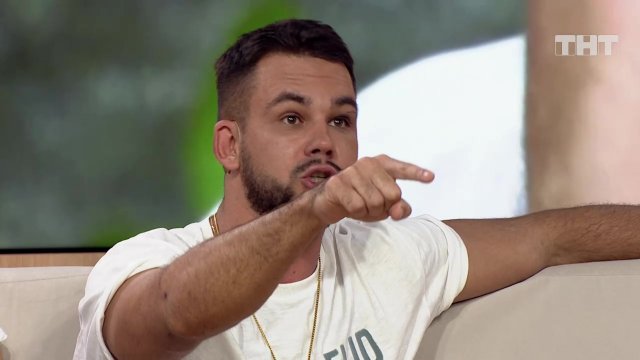 Бородина против Бузовой: Захарьяш вызвал Блюменкранца на ринг