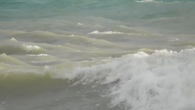 Анапа Тягун в море Человек в воде Слабонервным не смотреть
