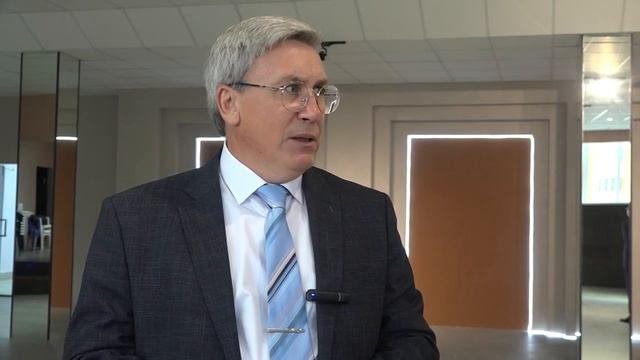 Завершены ремонтные работы в Молодежном центре «Комсомолец»