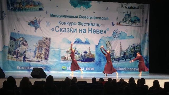 Ансамбль танца «Раздолье».