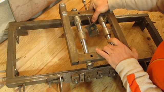 Заточка ножей фуганка. Станок для заточки.
