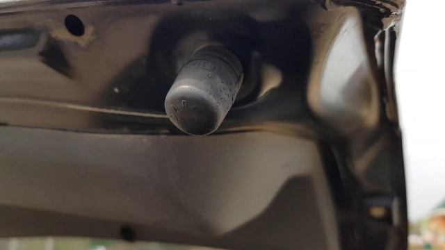 Как устранить шум в багажнике Приоры хэтчбек 2172