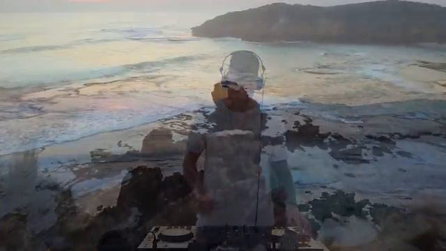 Keinemusik inspired Afro House & Melodic House sunset mix - Relaxing Ocean DJ Set. 4K.mp4