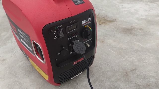 Запуск инверторный генератор I-power a2000is #a_ipower и #aipower_отзыв