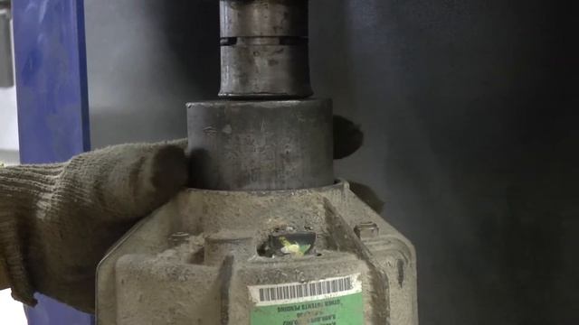 Замена подшипника муфты включения заднего моста Hyundai Tucson