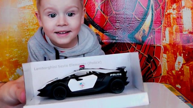 Коллекционная полицейская машина kinsmart.